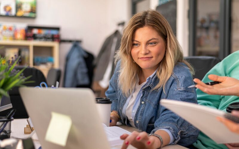 Aus- und Weiterbildungspädagogin im Online-Workshop mit der GAB